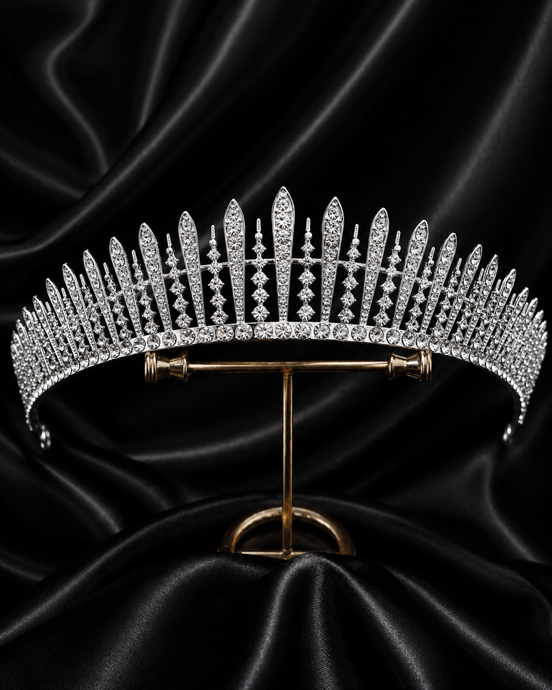 Diadème Royal Doré avec Strass Brillants