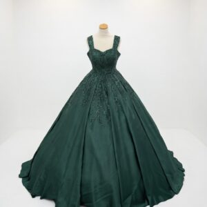 robe de bal vert Émeraude – princesse broderies cristal | l’entrée inoubliable